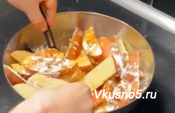 Картошка по-деревенски дольками в духовке как приготовить Шаг 3