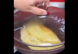 Как приготовить вкусную сырную лепешку за 5 минут шаг 5