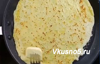 Хычины с картошкой и сыром на сковороде - пошаговый рецепт приготовления с фото и видео приготовления шаг 6
