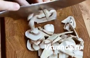Как приготовить вкуснейший итальянский грибной супчик шаг 3
