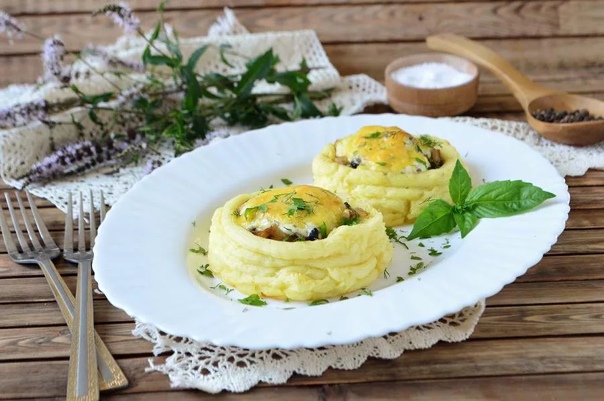 Картофельные гнезда с грибами и сыром в духовке рецепт приготовления: шаг 5