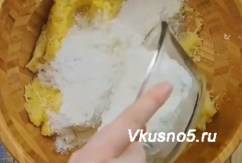 Хычины с картошкой и сыром на сковороде - пошаговый рецепт приготовления с фото и видео приготовления шаг 3