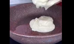 Как приготовить вкусную сырную лепешку за 5 минут шаг 2